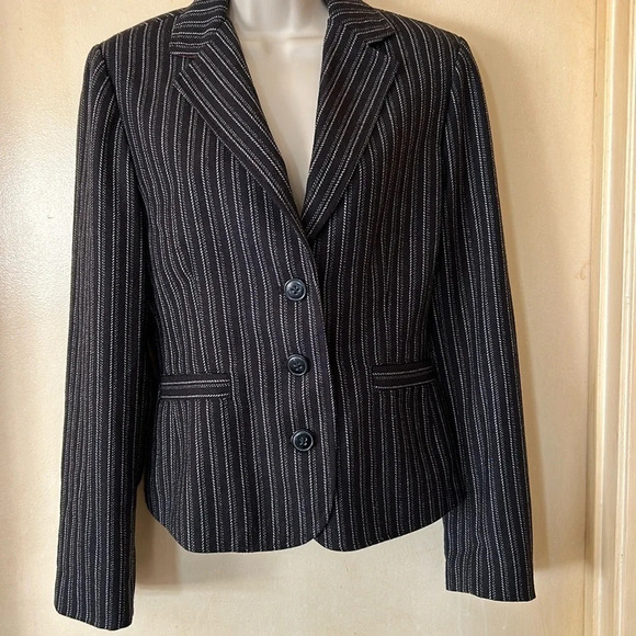 CAbi black pinstripe blazer with leopard print lining size 8 - Picture 1 of 10